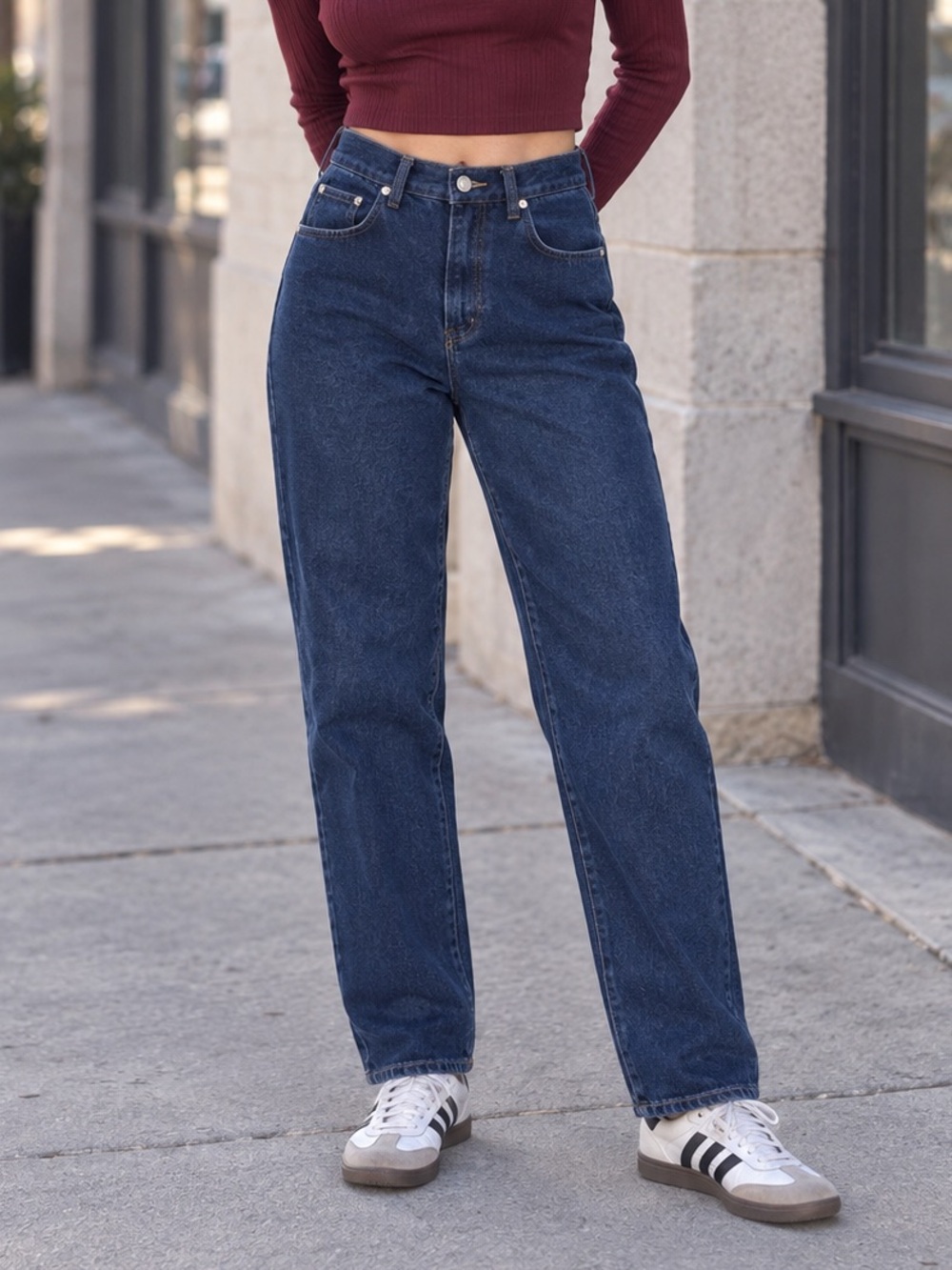 Vintage Benetton Women 31 High Rise Mom Jeans Made in Italy Straight Y2K Casual
